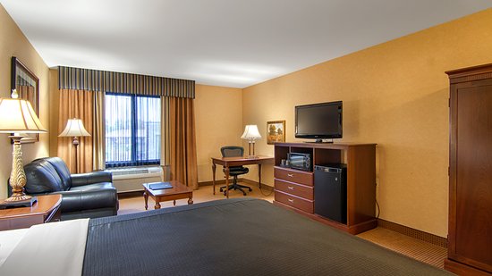 grand hotel at bridgeport reviews