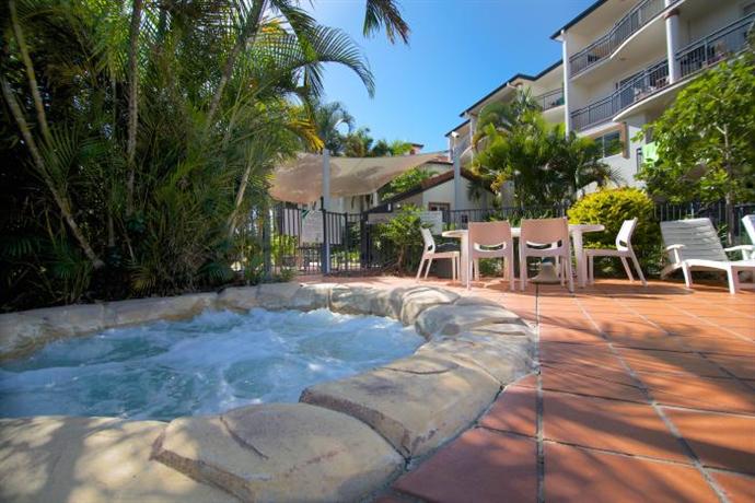 blue water apartments gold coast reviews