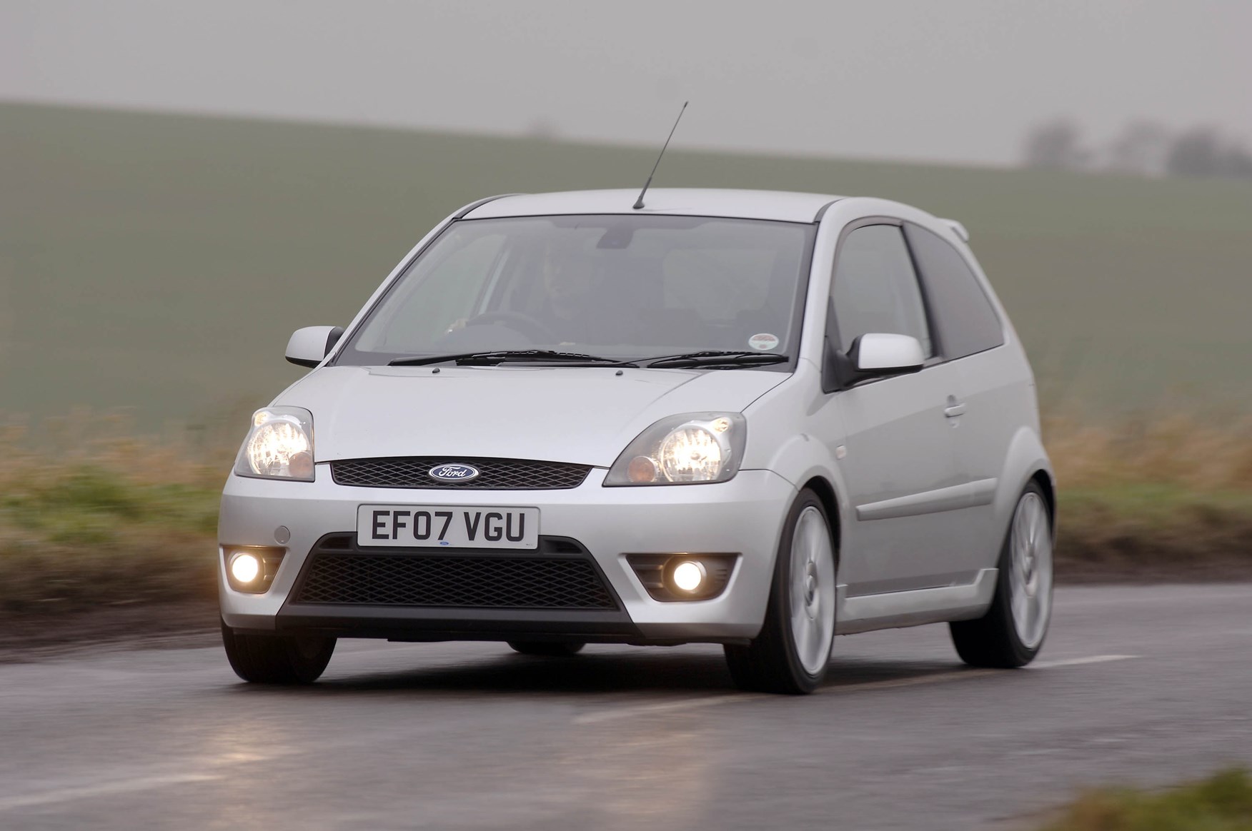 ford fiesta st 2005 review